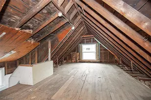 886 E 75th St, Loveland, OH 44103 - Photo 29