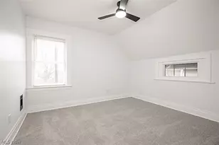 886 E 75th St, Loveland, OH 44103 - Photo 9