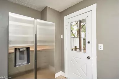 1181 Pondview Avenue, Akron, OH 44305 - Photo 7