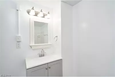 1181 Pondview Avenue, Akron, OH 44305 - Photo 11