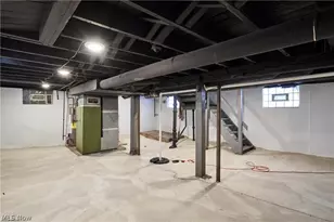 1181 Pondview Ave, Akron, OH 44305 - Photo 15