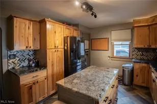 69 S Belle Vista Ave, Youngstown, OH 44509 - Photo 9