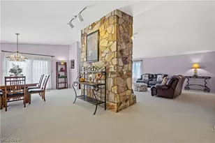 52 Hilda Cir, Bloomingdale, OH 43910 - Photo 9