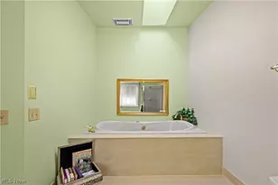 52 Hilda Cir, Bloomingdale, OH 43910 - Photo 25