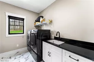 2645 Water's Edge Dr, Columbiana, OH 44408 - Photo 25