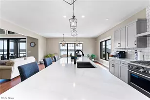 2645 Water's Edge Dr, Columbiana, OH 44408 - Photo 11