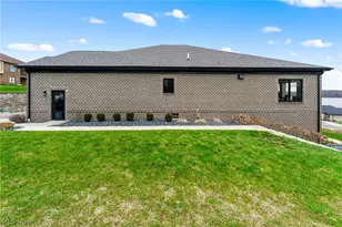 2645 Water's Edge Dr, Columbiana, OH 44408 - Photo 47