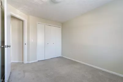 2165 Stonehenge Circle, Akron, OH 44319 - Photo 31