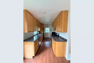 10076 Sherman Road, Chesterland, OH 44026 - Photo 7