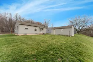 1859 Mathews Rd, Poland, OH 44514 - Photo 7