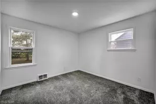 4413 Torrington Ave, Parma, OH 44134 - Photo 17