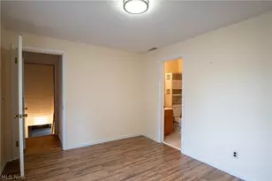 970 S Chillicothe Rd, Aurora, OH 44202 - Photo 29