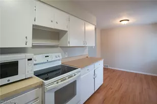 970 S Chillicothe Rd, Aurora, OH 44202 - Photo 15