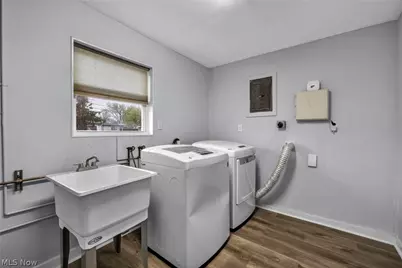 12114 National Drive, Grafton, OH 44044 - Photo 9