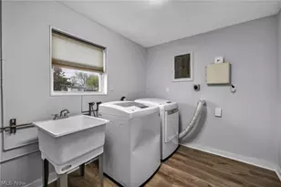 12114 National Dr, Grafton, OH 44044 - Photo 9
