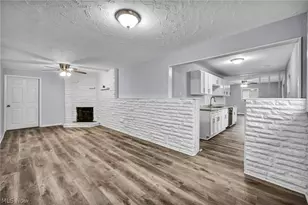 12114 National Dr, Grafton, OH 44044 - Photo 5