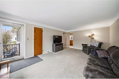 8462 Nowlen Street, Mentor, OH 44060 - Photo 5