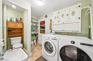 8462 Nowlen St, Mentor, OH 44060 - Photo 9