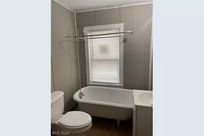 516 Wildwood Avenue, Akron, OH 44320 - Photo 11