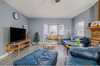 917 Oxford Boulevard, Steubenville, OH 43952 - Photo 9