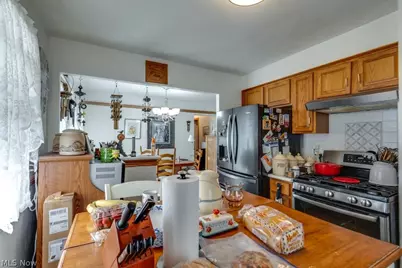 7295 Oakwood Road, Parma, OH 44130 - Photo 11