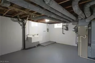 19200 Pasnow Ave, Euclid, OH 44119 - Photo 19