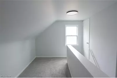 19200 Pasnow Avenue, Euclid, OH 44119 - Photo 17