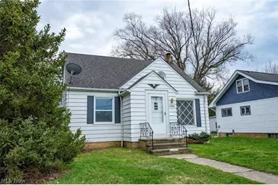 19200 Pasnow Avenue, Euclid, OH 44119 - Photo 27