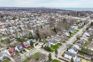 19200 Pasnow Ave, Euclid, OH 44119 - Photo 3