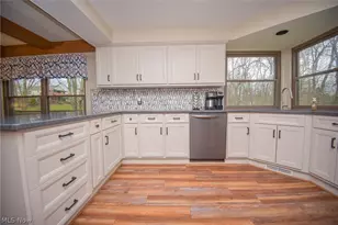 18086 Winchester Ct, Strongsville, OH 44136 - Photo 11