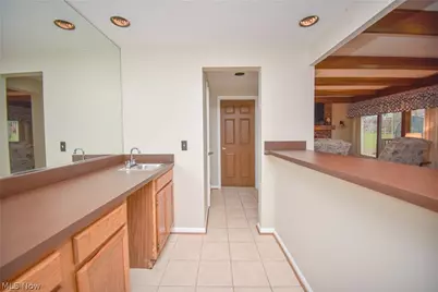 18086 Winchester Court, Strongsville, OH 44136 - Photo 17