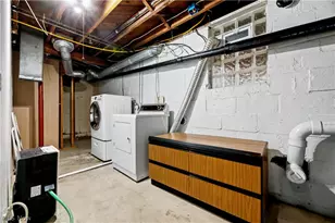 170 E Beech Street NE, Alliance, OH 44601 - Photo 33