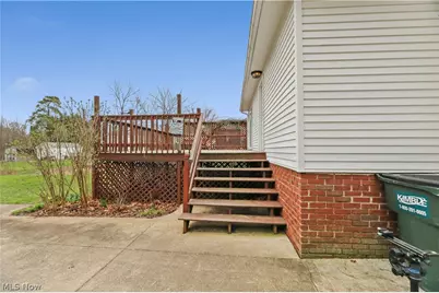 170 E Beech Street NE, Alliance, OH 44601 - Photo 39