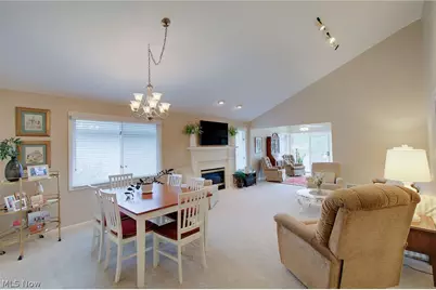 1027 Heath Way, Stow, OH 44224 - Photo 3