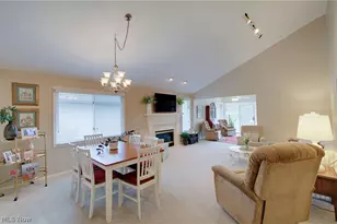 1027 Heath Way, Stow, OH 44224 - Photo 3