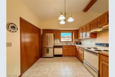 122 Sturbridge Drive, Medina, OH 44256 - Photo 9