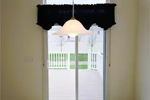 5137 Hartwell Ln, Brunswick Hills, OH 44212 - Photo 7