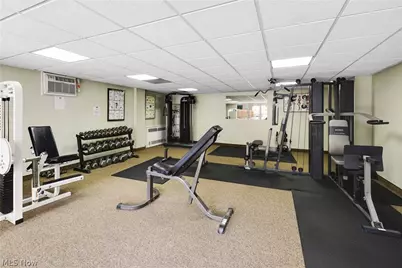 10301 Lake Avenue #807, Oakwood, OH 44102 - Photo 31