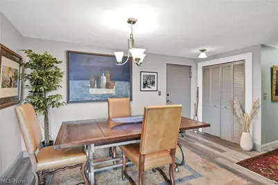 10301 Lake Avenue #807, Oakwood, OH 44102 - Photo 5