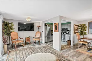 10301 Lake Ave, Oakwood, OH 44102 - Photo 13