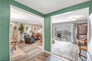 10301 Lake Ave, Oakwood, OH 44102 - Photo 17