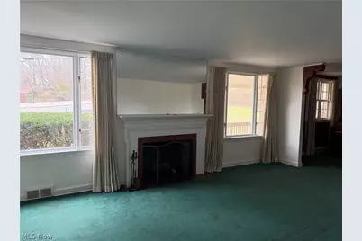 615 E 4th Street, East Liverpool, OH 43920 - Photo 5