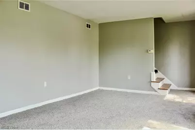 21131 Morris Avenue, Euclid, OH 44123 - Photo 3
