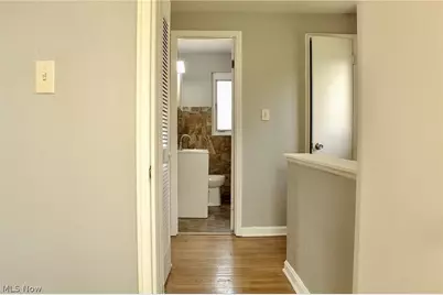 21131 Morris Avenue, Euclid, OH 44123 - Photo 11