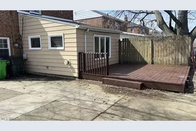 21131 Morris Avenue, Euclid, OH 44123 - Photo 19