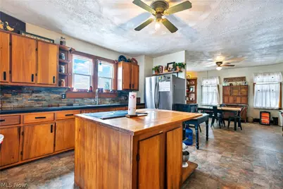 13222 Lexington Avenue NE, Alliance, OH 44601 - Photo 9