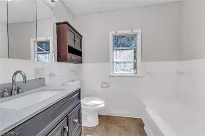 2150 Glenridge Road, Euclid, OH 44117 - Photo 9