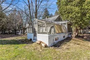 2150 Glenridge Rd, Euclid, OH 44117 - Photo 29