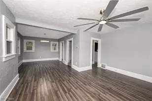 103 Norwood St, Barberton, OH 44203 - Photo 9