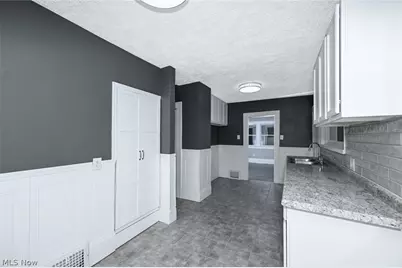 103 Norwood Street, Barberton, OH 44203 - Photo 17